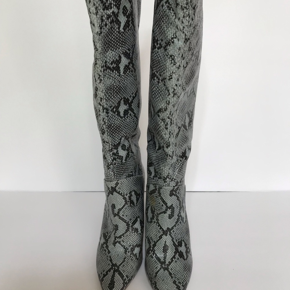Snakeskin vegan knee high high heel boots blue & black 6.5